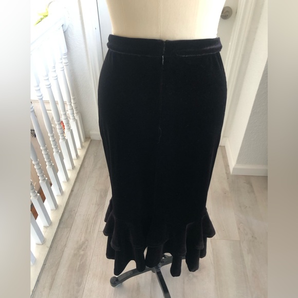 Gianni Bini midi black velvet,ruffled tiered skirt. - Picture 6 of 13